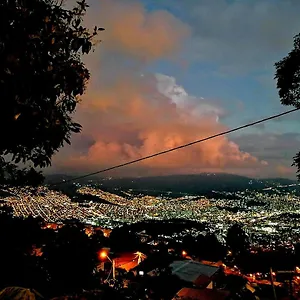 Eco Hostal Casa La Juana Bed & Breakfast Medellin